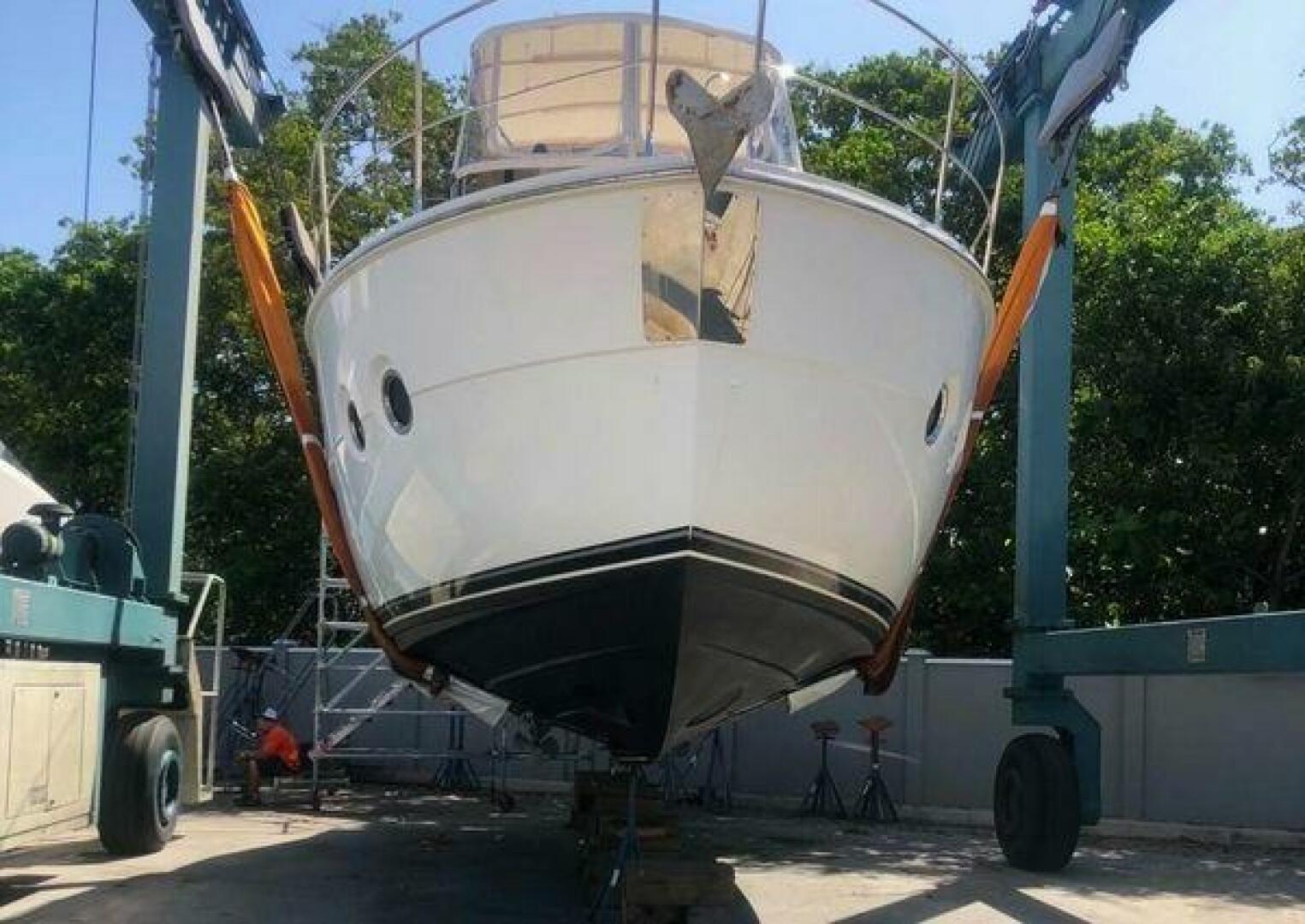 Carver 34 Flybridge Command Bridge — Duke - Photo 40