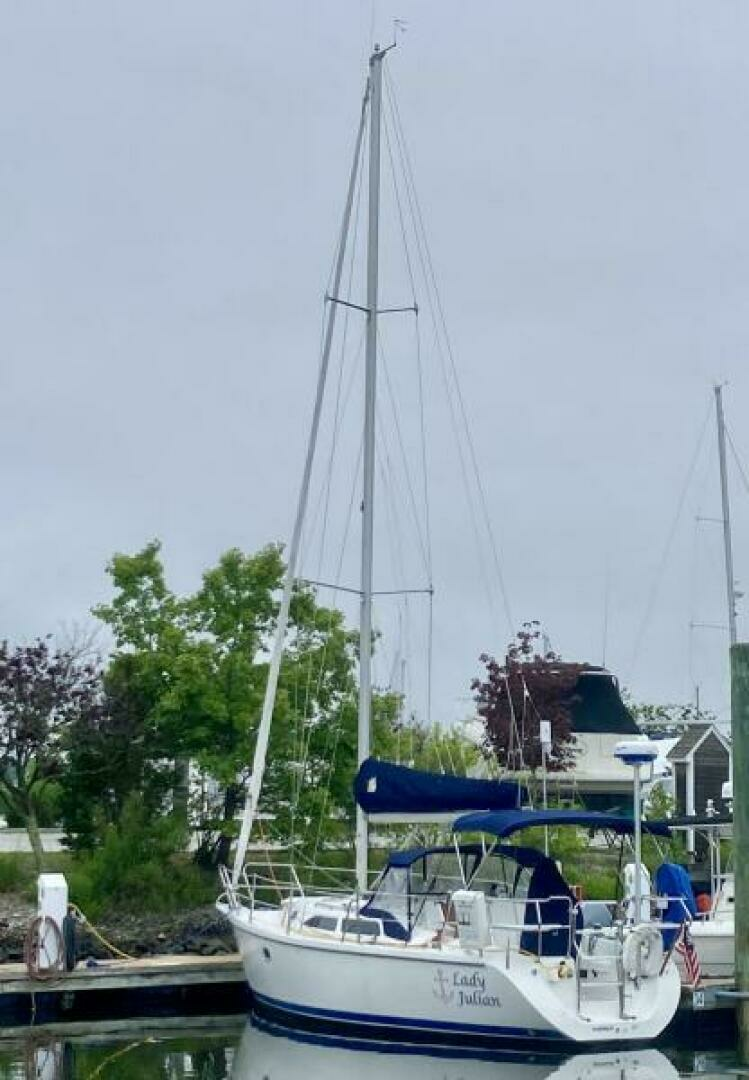 LADY JULIAN 28ft Catalina Yacht For Sale LADY JULIAN 28ft Catalina Yacht For Sale