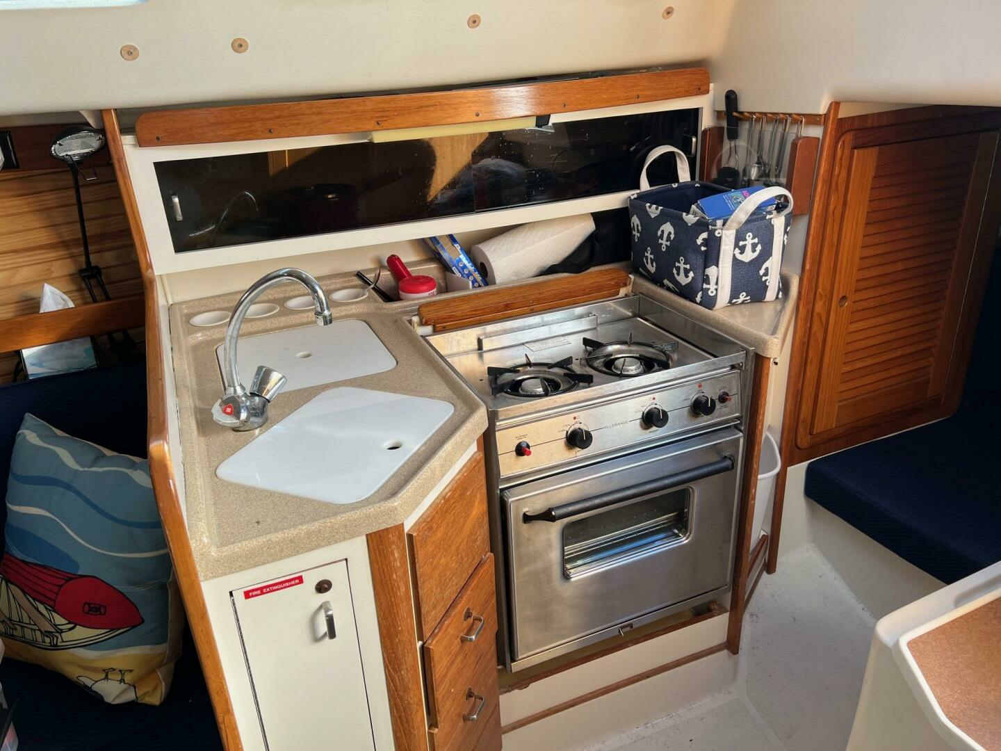 LADY JULIAN 28ft Catalina Yacht For Sale LADY JULIAN 28ft Catalina Yacht For Sale