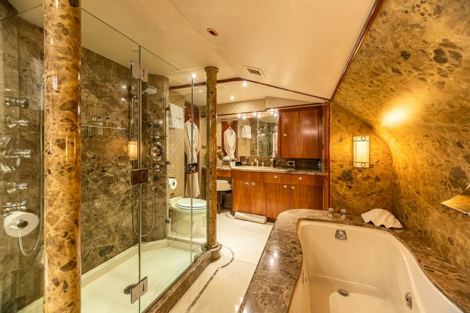 SERENGETI 130ft Westport Yacht For Sale