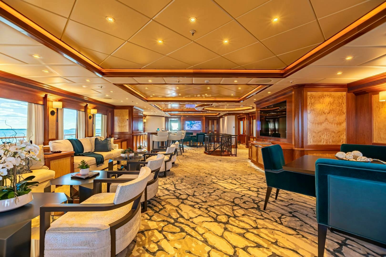 UNBRIDLED 191ft Trinity Yachts Yacht For Sale