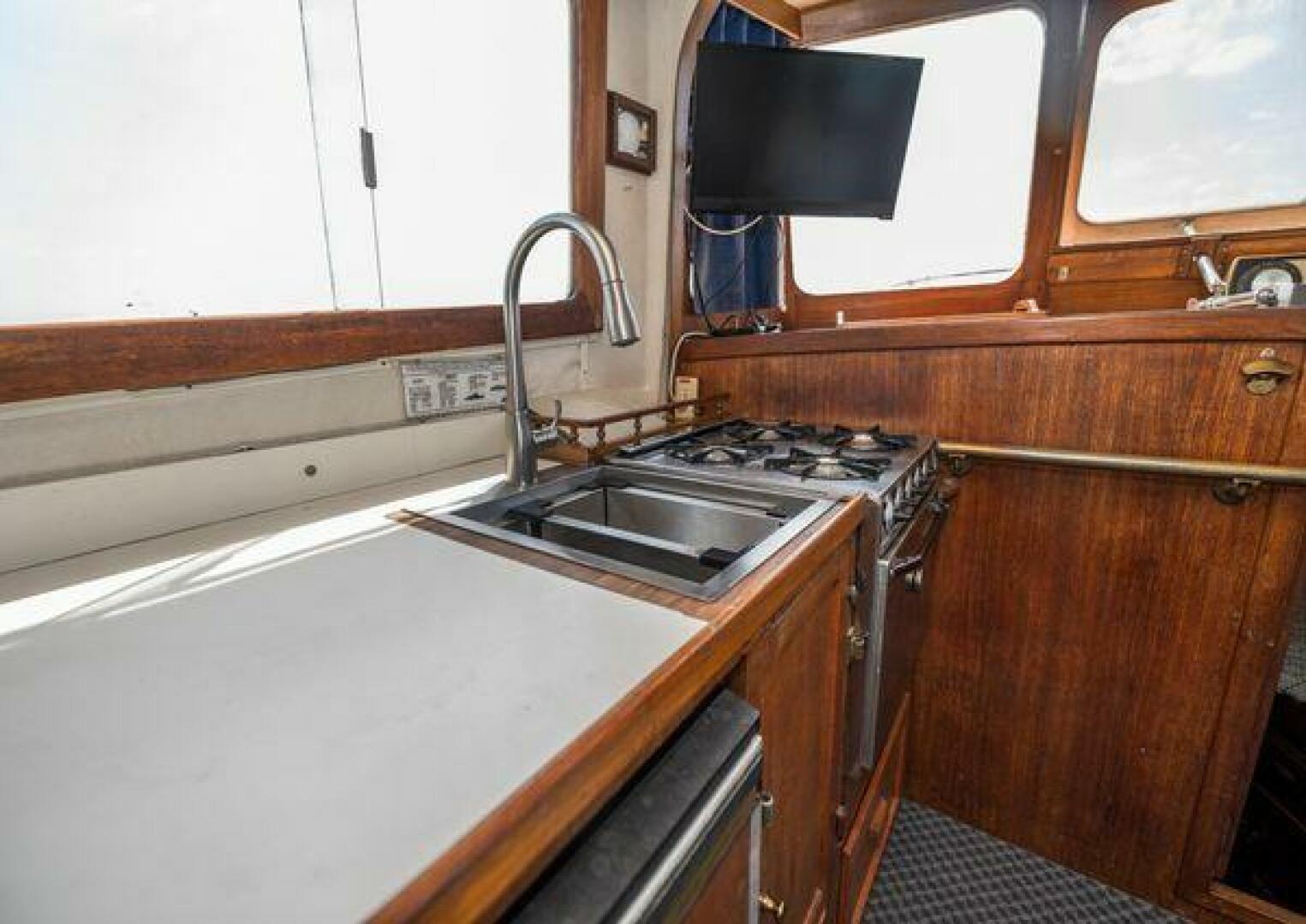 Marine Trader Double Cabin — Mon Ami - Photo 21
