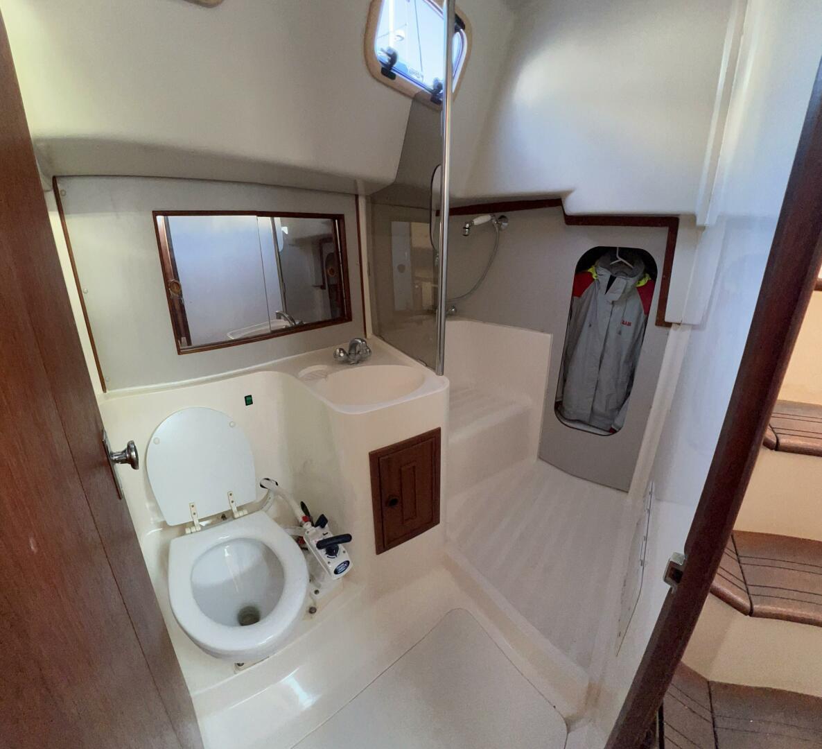 Legacy 34ft Canadian Sailcraft Yacht For Sale