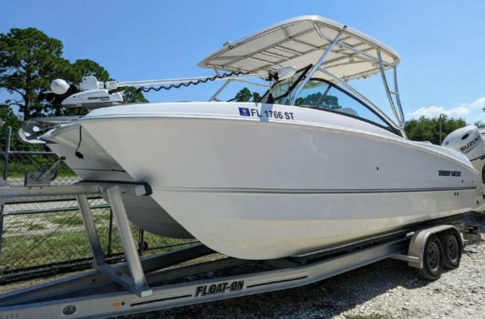 Used Twin Vee 24' 240 DC GF For Sale In Florida United Yacht Sales