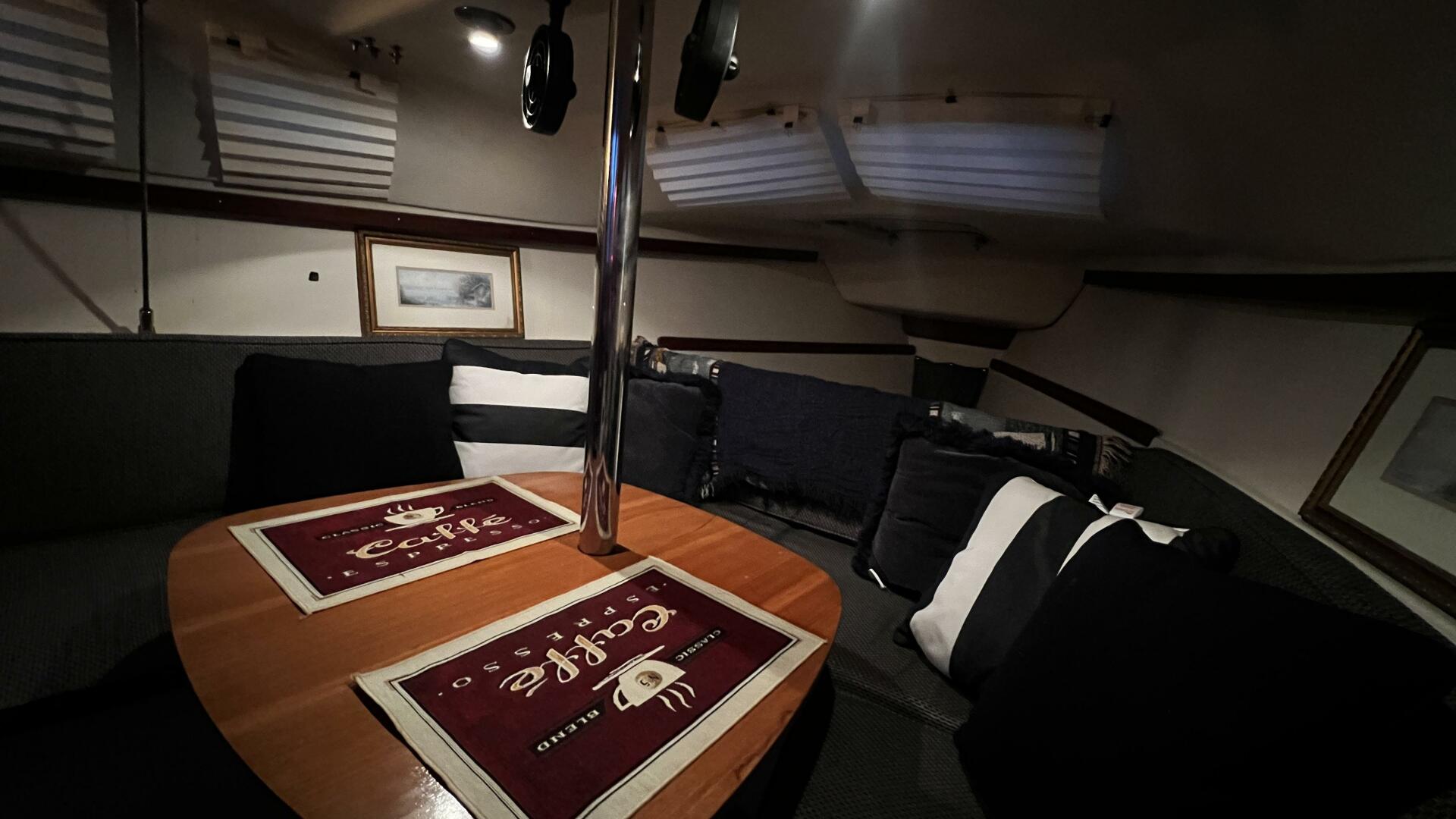 25ft Catalina Yacht For Sale