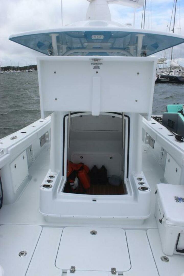 The Office 32ft Yellowfin Yacht For Sale The Office 32ft Yellowfin Yacht For Sale