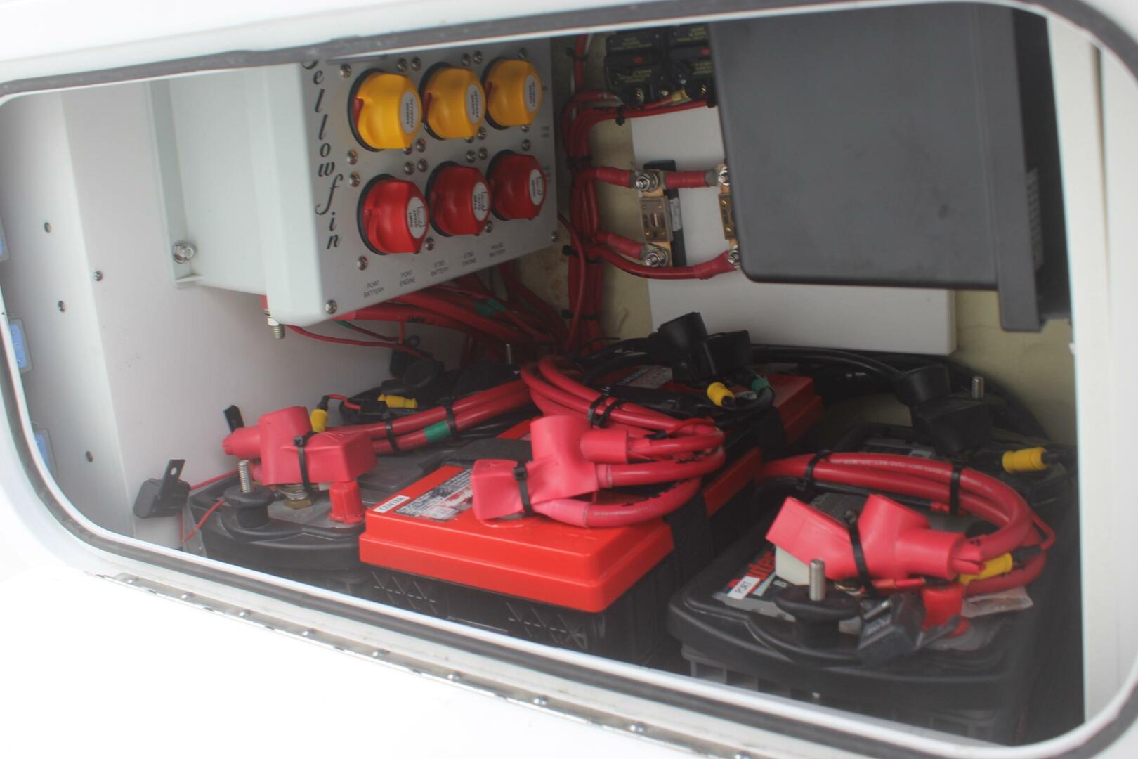 The Office 32ft Yellowfin Yacht For Sale The Office 32ft Yellowfin Yacht For Sale