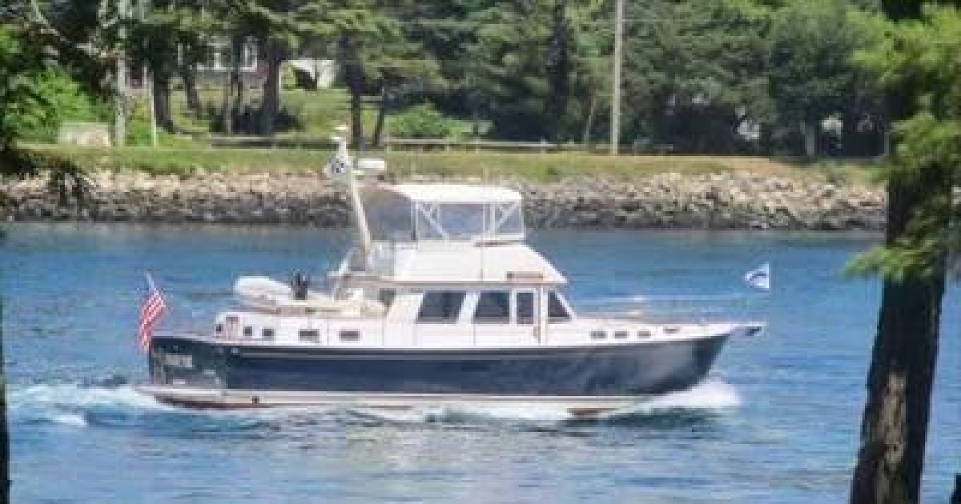 SWAMP FOX 47ft Sabre Yacht For Sale