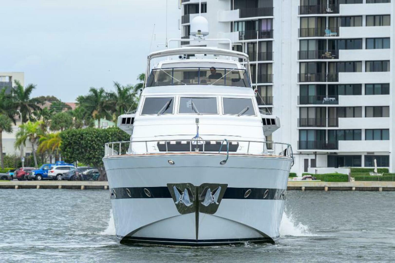 CIPANGO 92ft Versilcraft Yacht For Sale