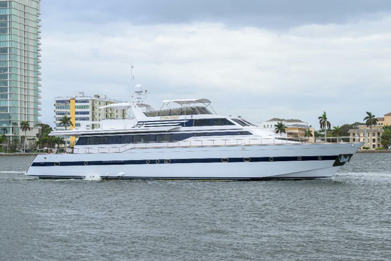 CIPANGO 92ft Versilcraft Yacht For Sale