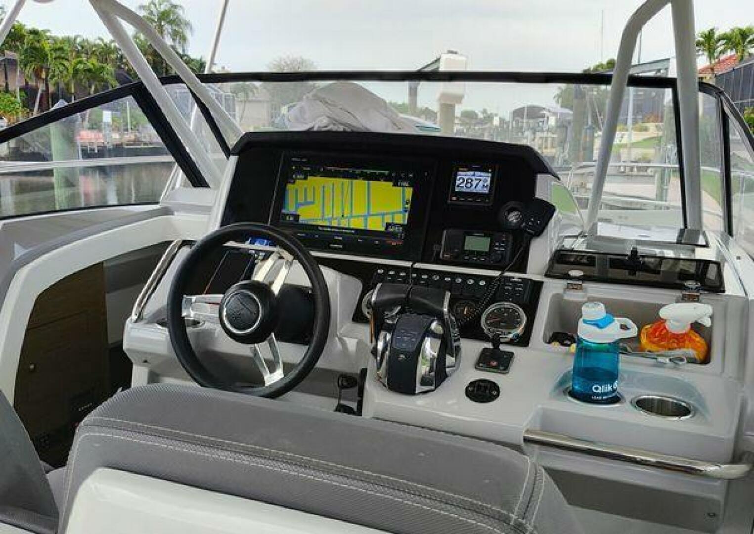 Jeanneau Leader 10.5 — Blue Blue Go on Thru - Photo 4