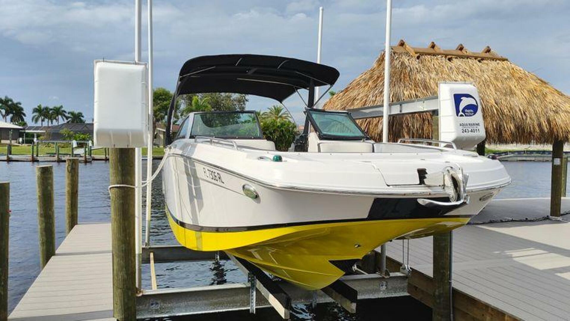 Four Winns HD270