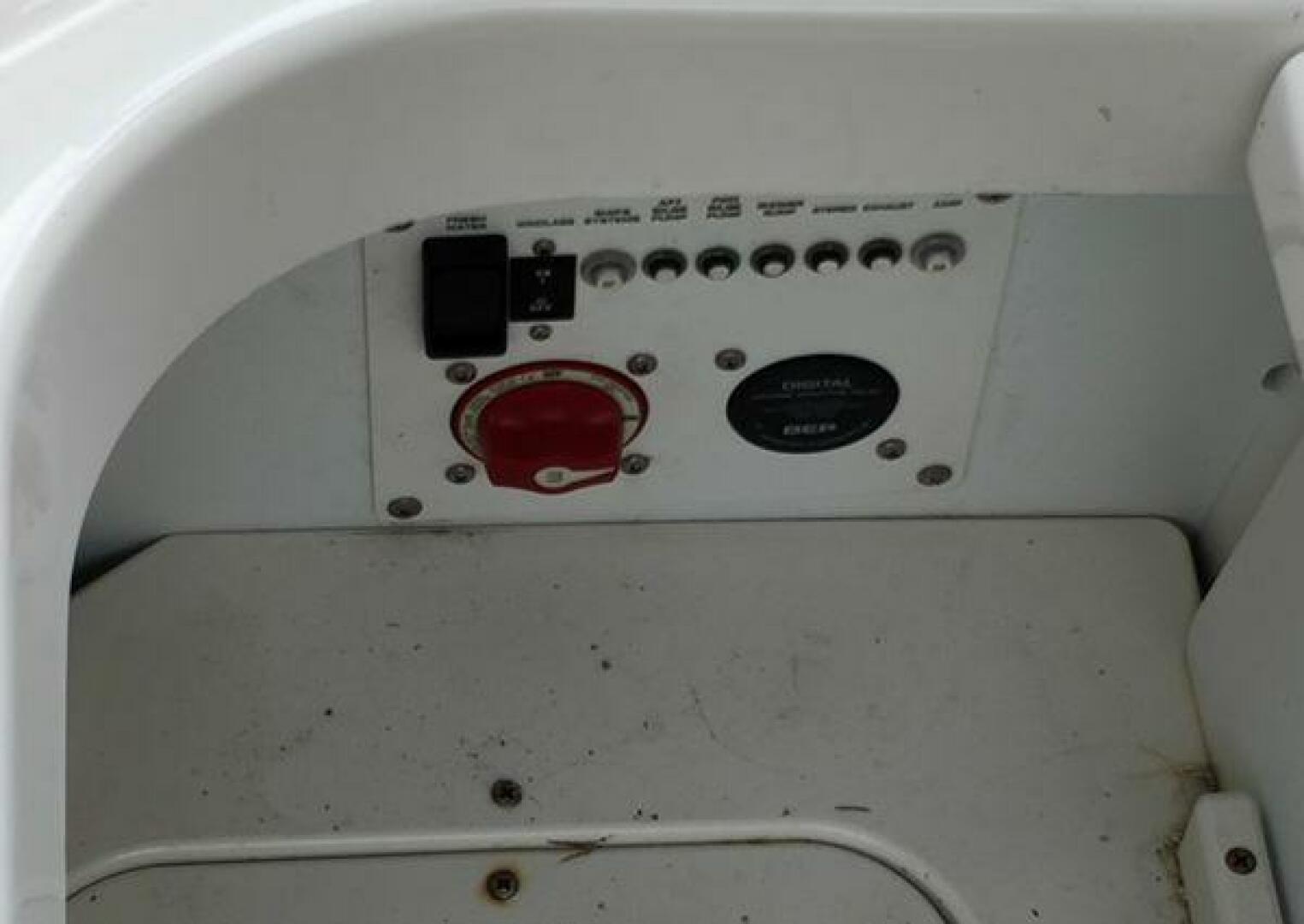Four Winns HD270 - Photo 12