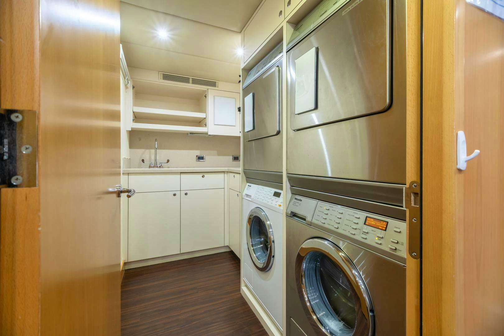 IMPROMPTU 164ft Trinity Yachts Yacht For Sale IMPROMPTU 164ft Trinity Yachts Yacht For Sale