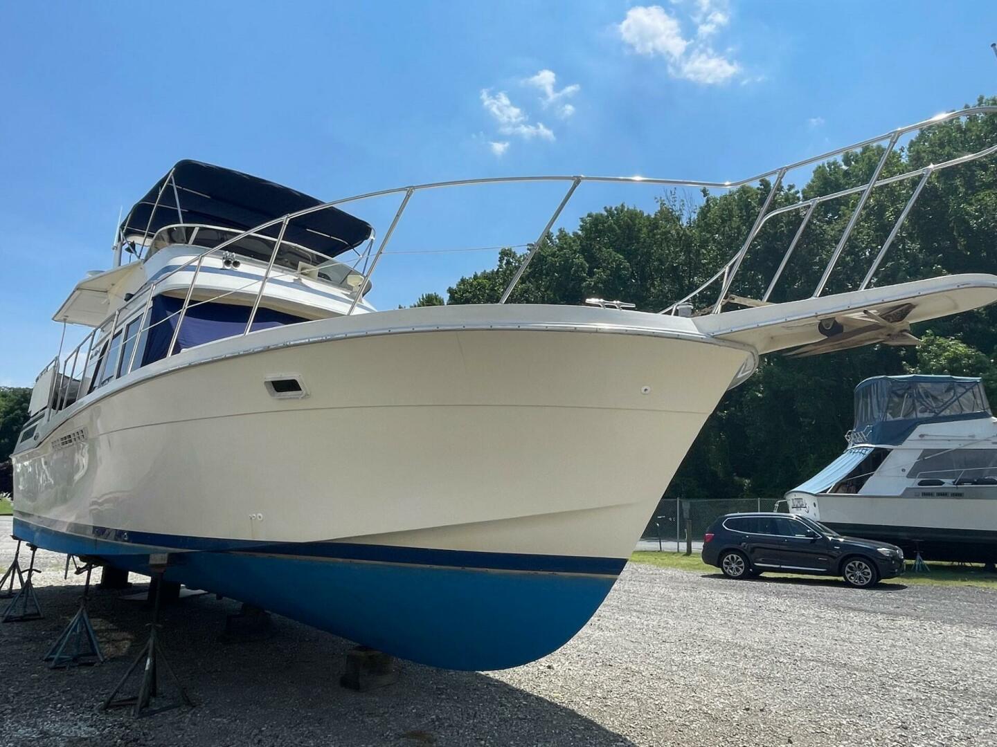 Ninth Symphony 42ft Chris Craft Yacht For Sale