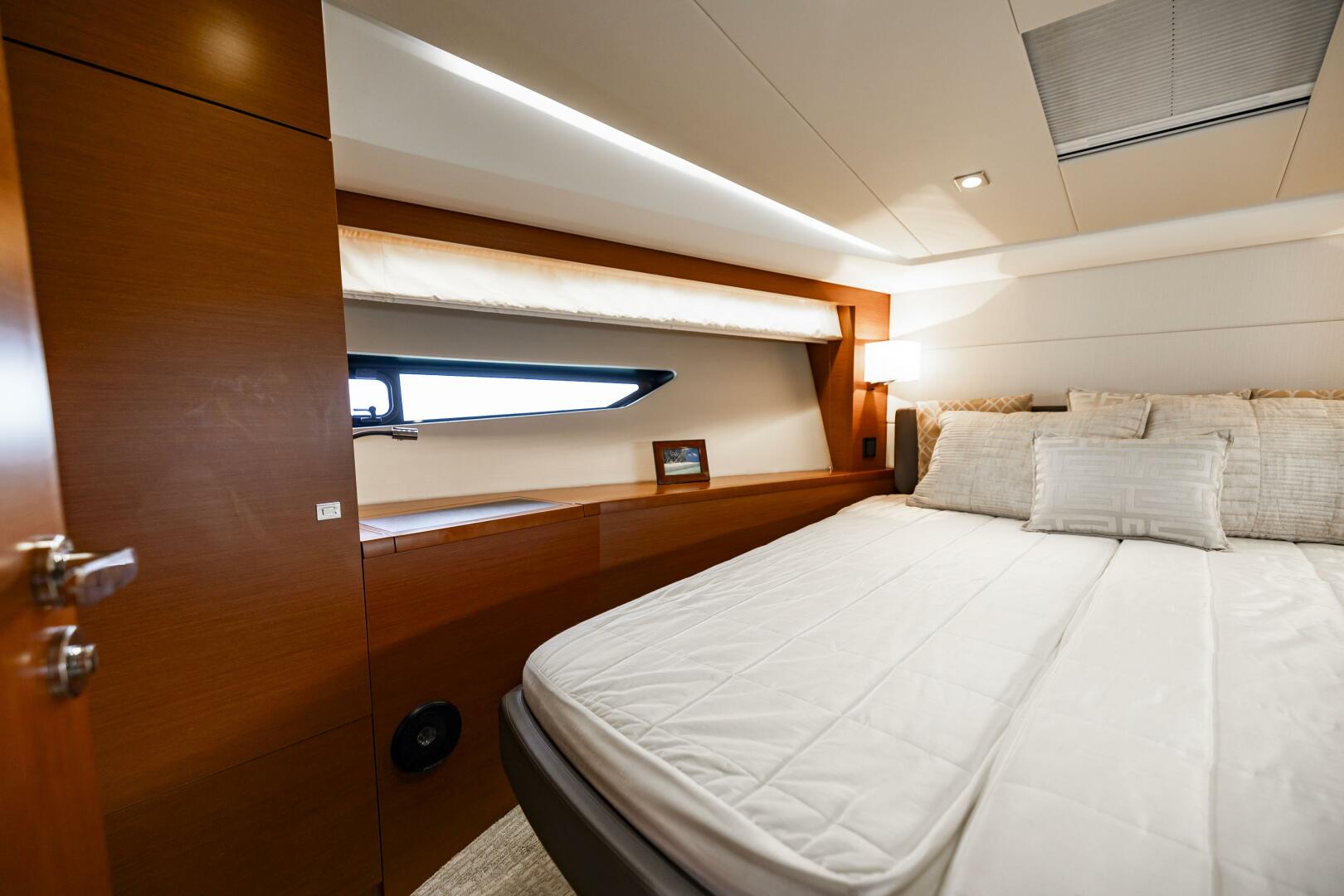 Dream 50ft Prestige Yacht For Sale