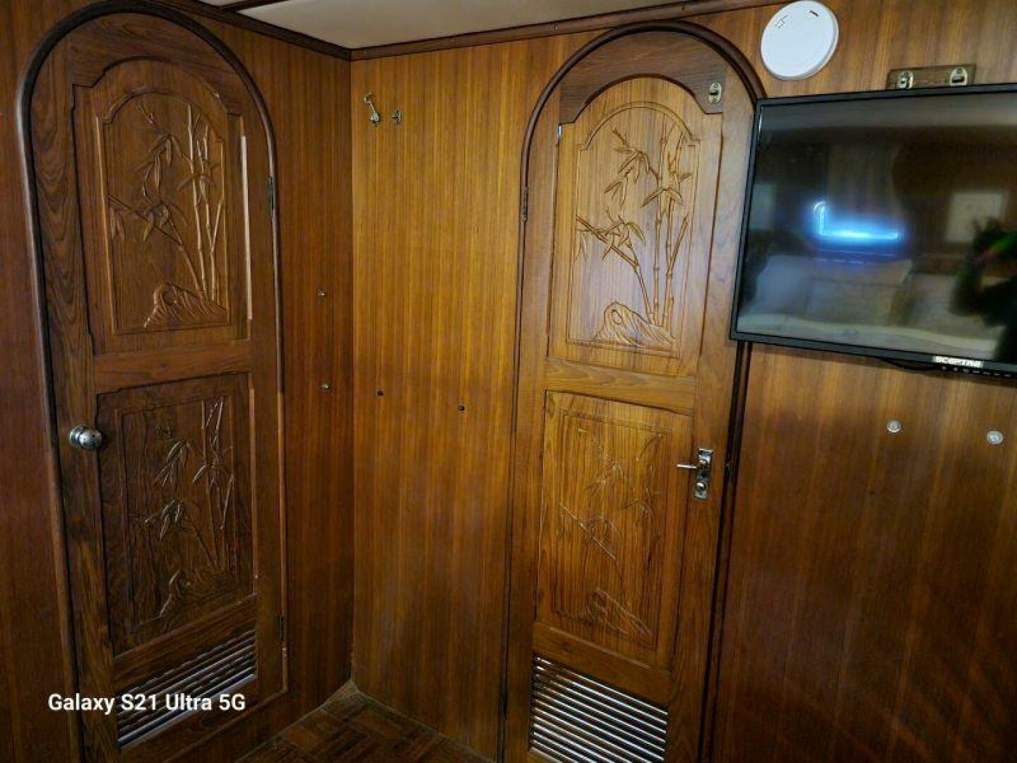 Picure of Delicate Balance