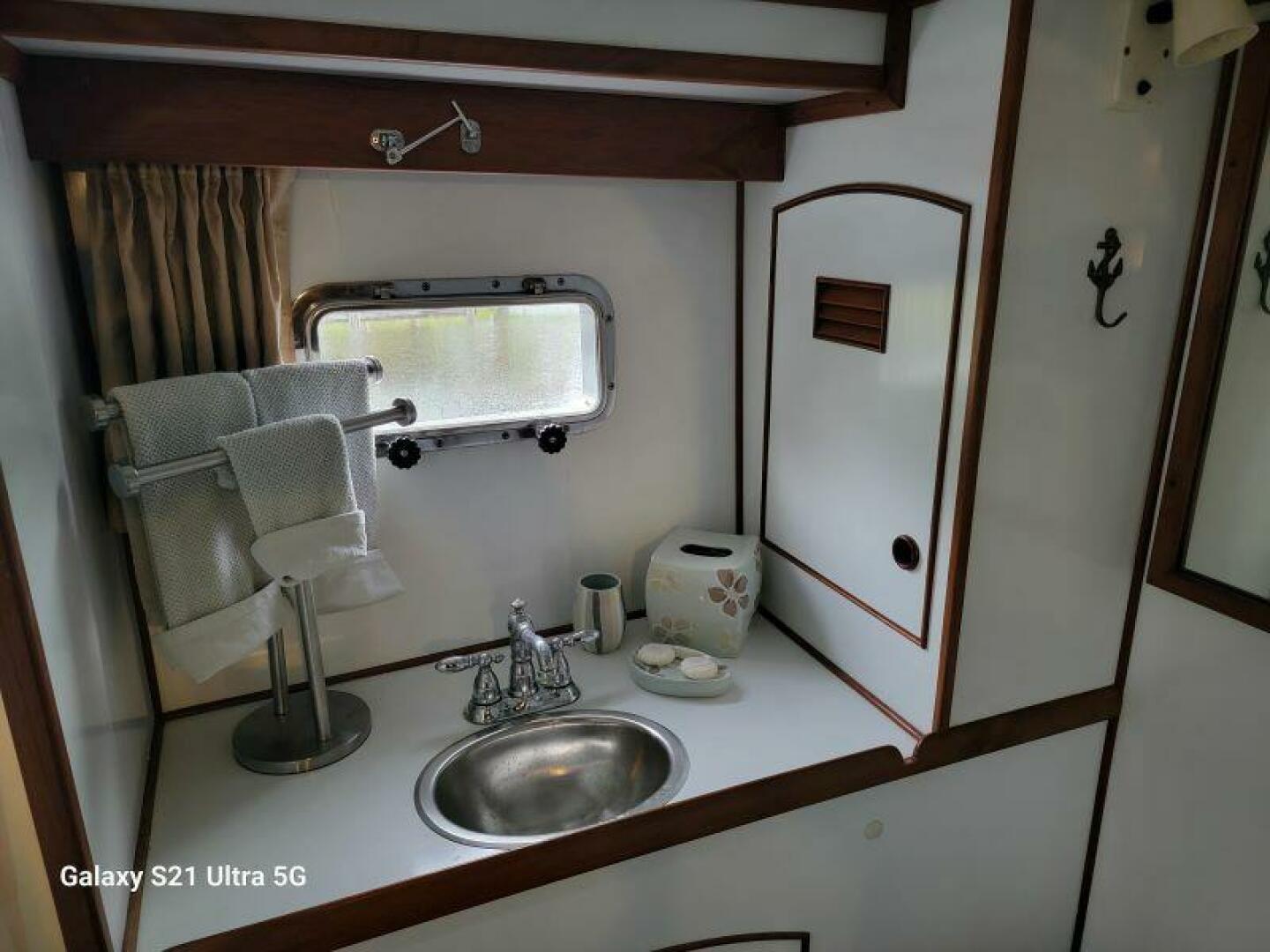 Picure of Delicate Balance