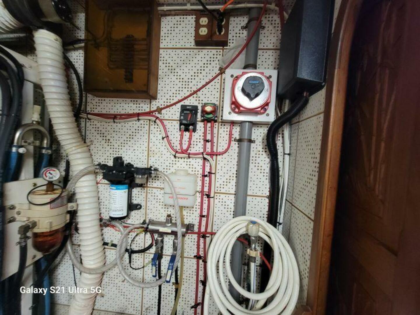 Picure of Delicate Balance