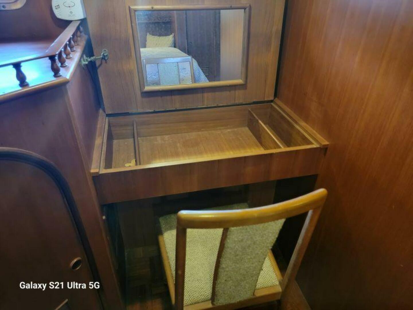 Picure of Delicate Balance