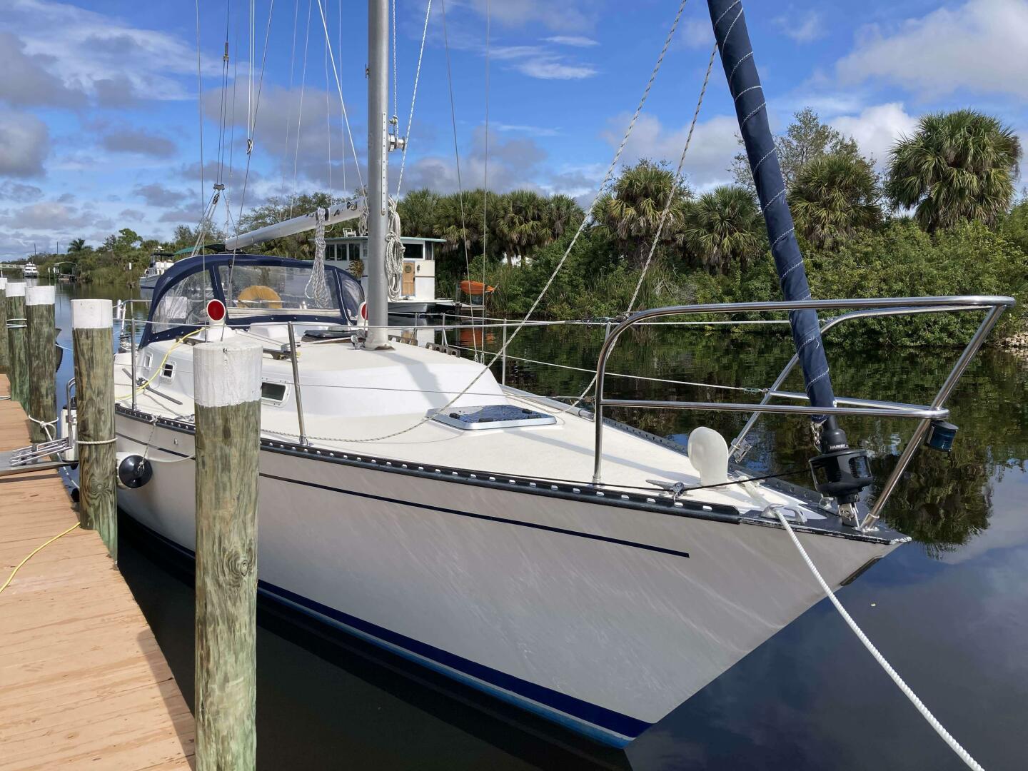 33ft Tartan Yacht For Sale