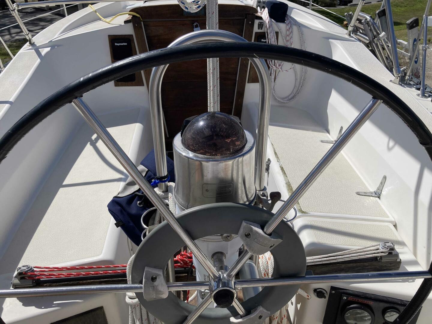 33ft Tartan Yacht For Sale