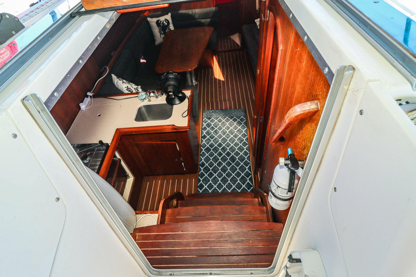 Utopia 33ft Hunter Yacht For Sale Utopia 33ft Hunter Yacht For Sale