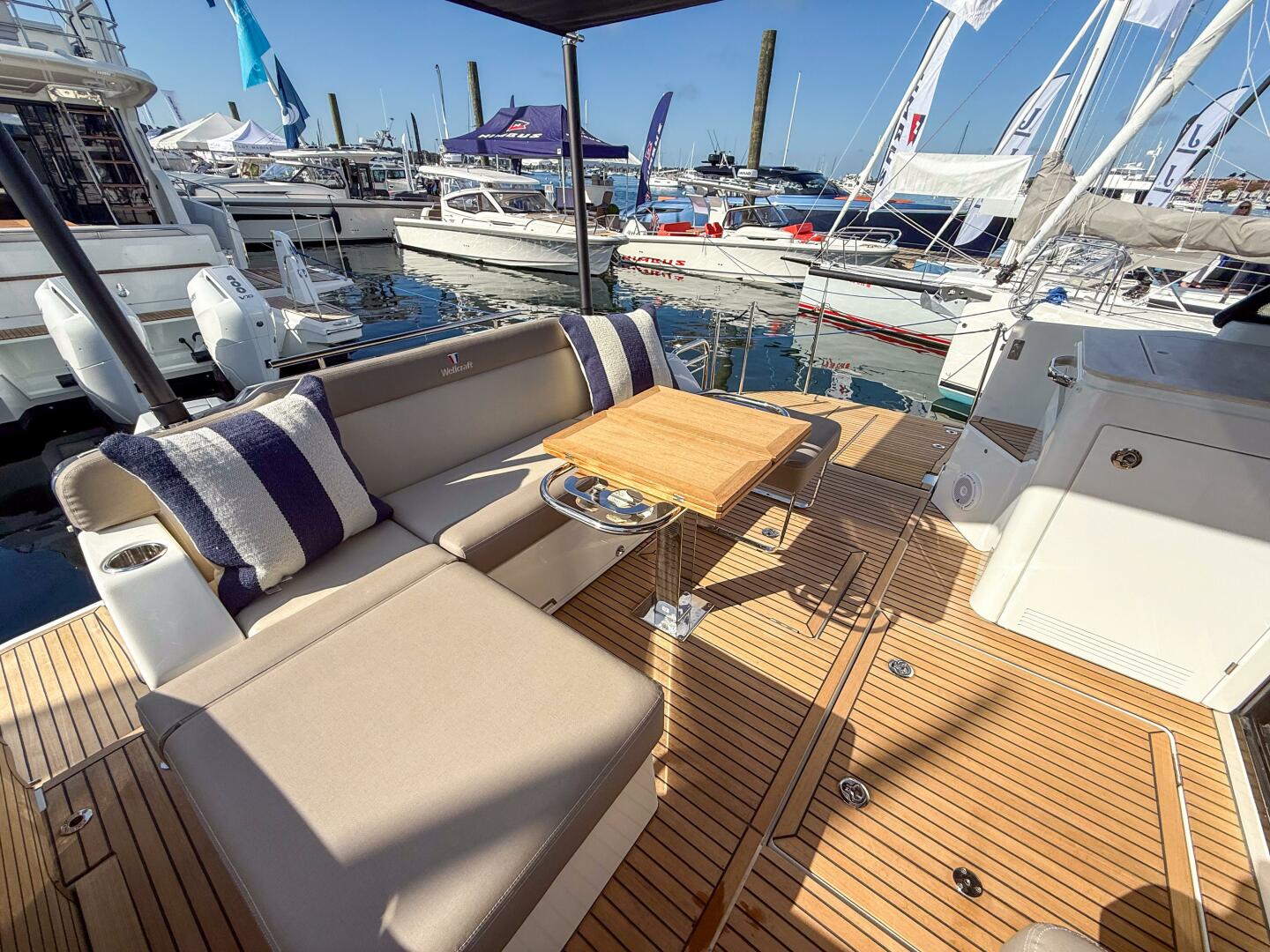 In Stock 42ft Wellcraft Yacht For Sale