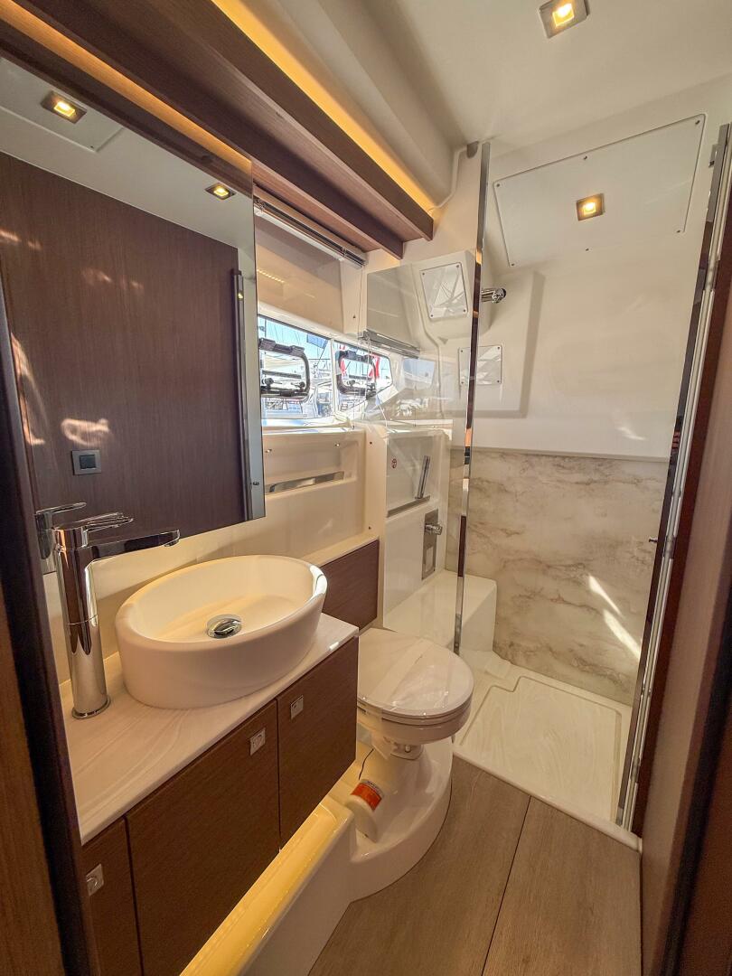 In Stock 42ft Wellcraft Yacht For Sale