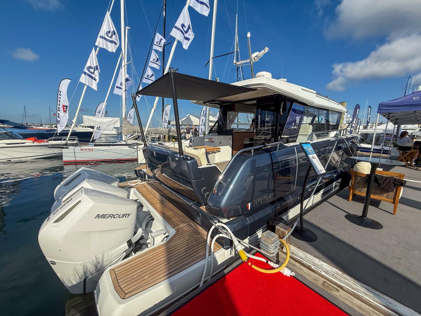 In Stock 42ft Wellcraft Yacht For Sale