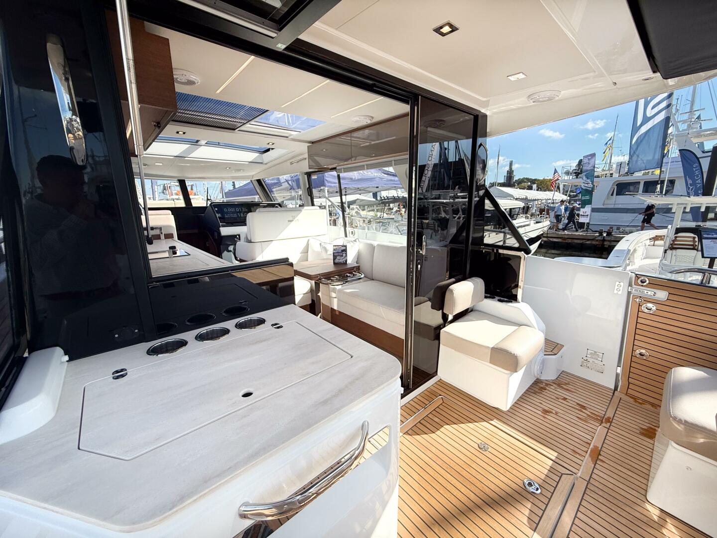 In Stock 42ft Wellcraft Yacht For Sale