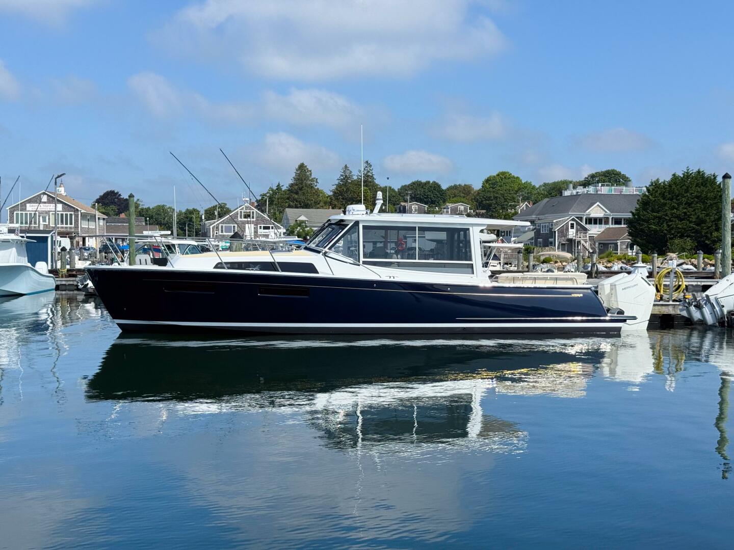 In Stock 42ft MJM Yacht For Sale