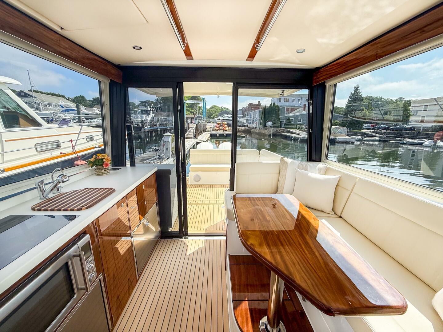 In Stock 42ft MJM Yacht For Sale