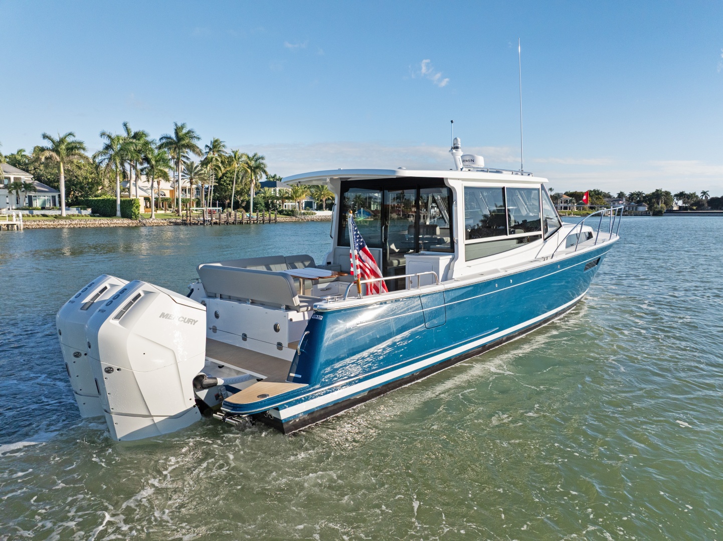 42ft MJM Yacht For Sale