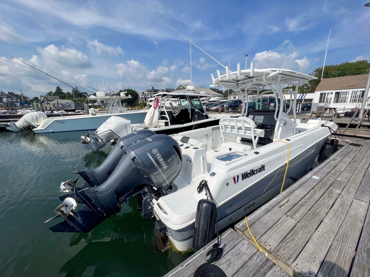 26ft Wellcraft Yacht For Sale