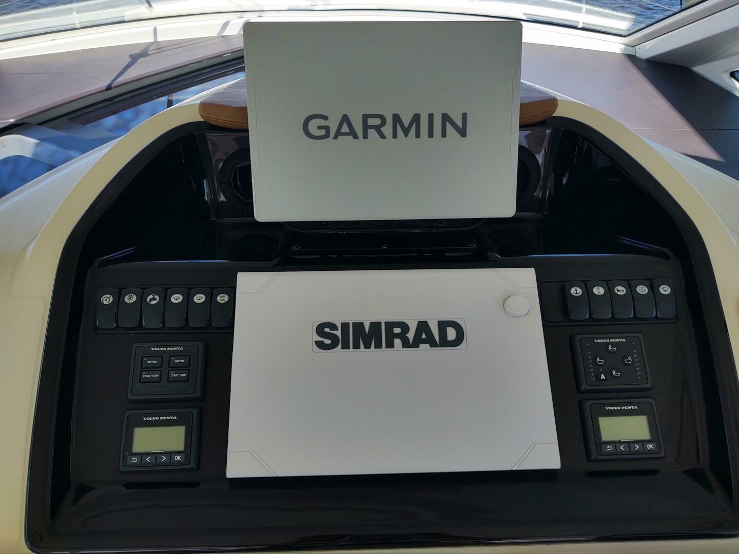 Escape 40ft Beneteau Yacht For Sale