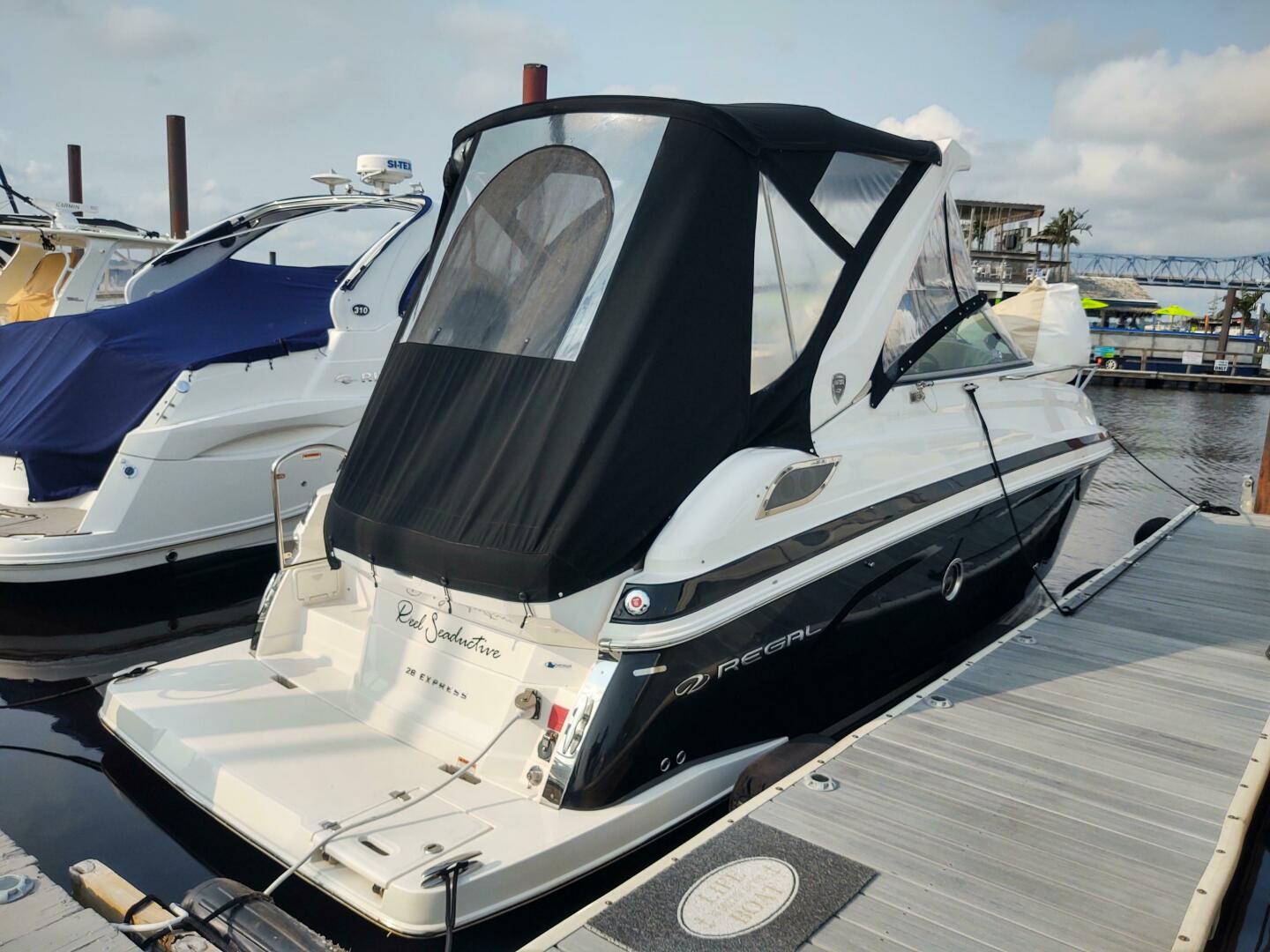 Reel Seaductive 28ft Regal Yacht For Sale