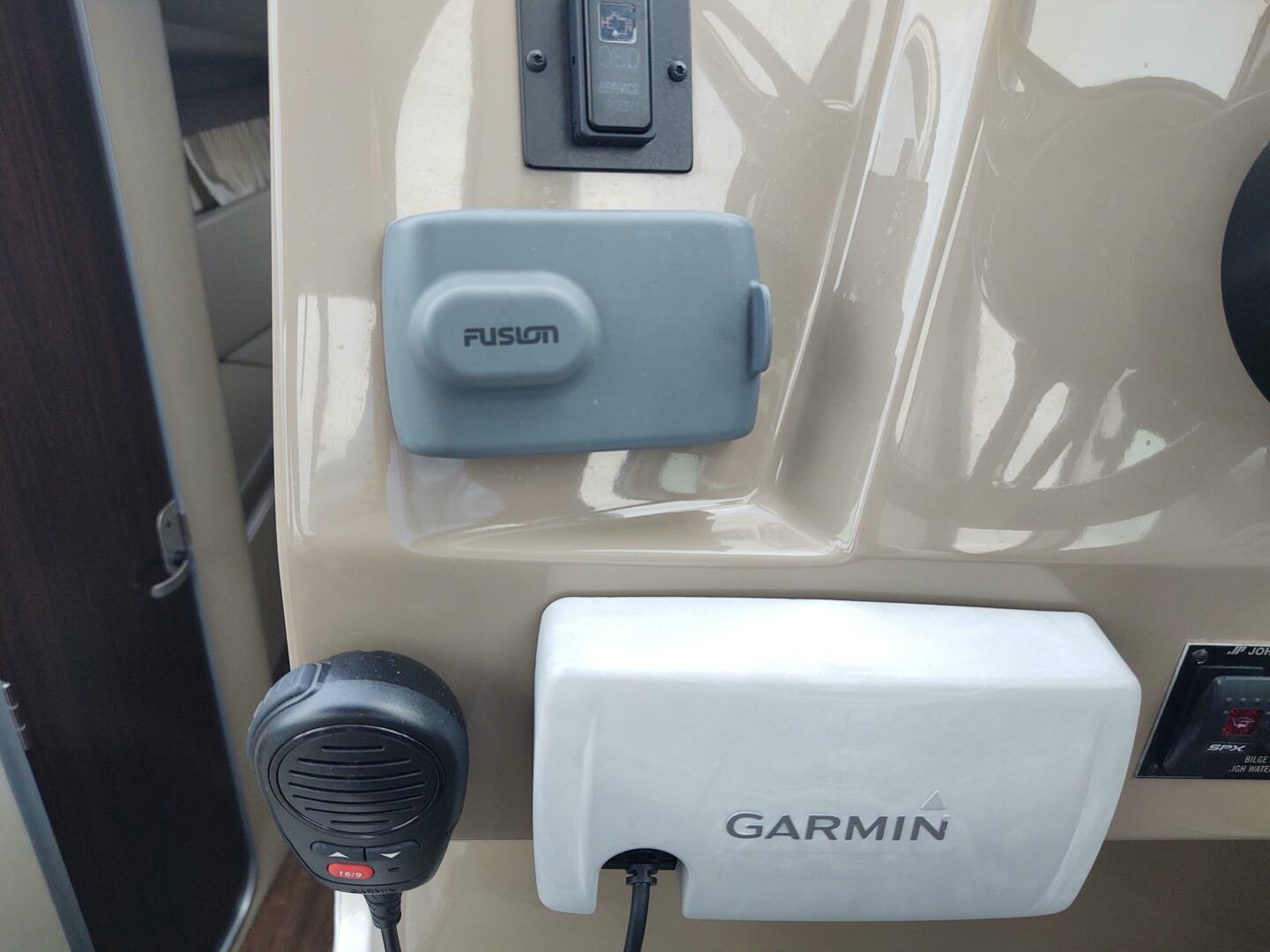 Reel Seaductive 28ft Regal Yacht For Sale