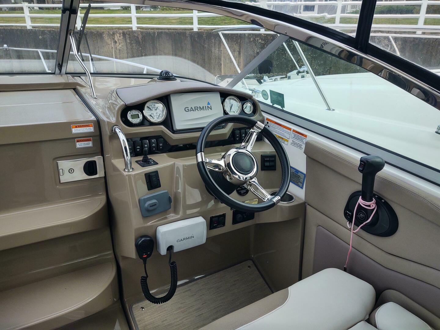 Reel Seaductive 28ft Regal Yacht For Sale