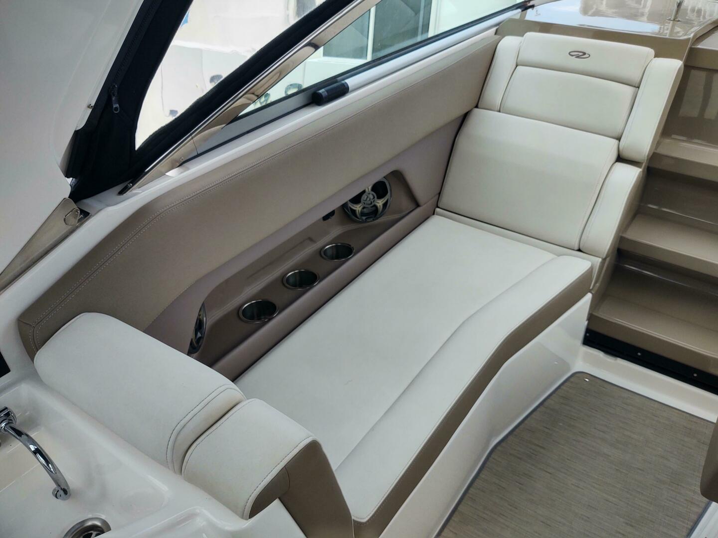 Reel Seaductive 28ft Regal Yacht For Sale