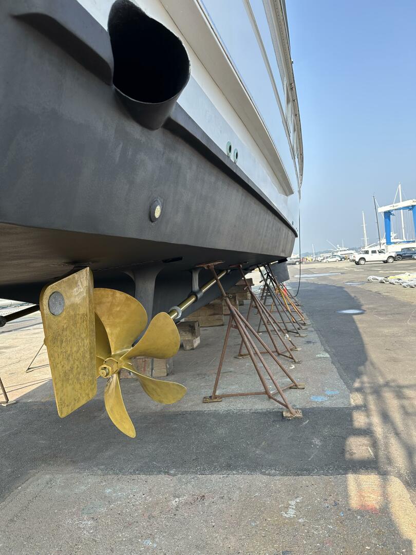 74ft Hatteras Yacht For Sale