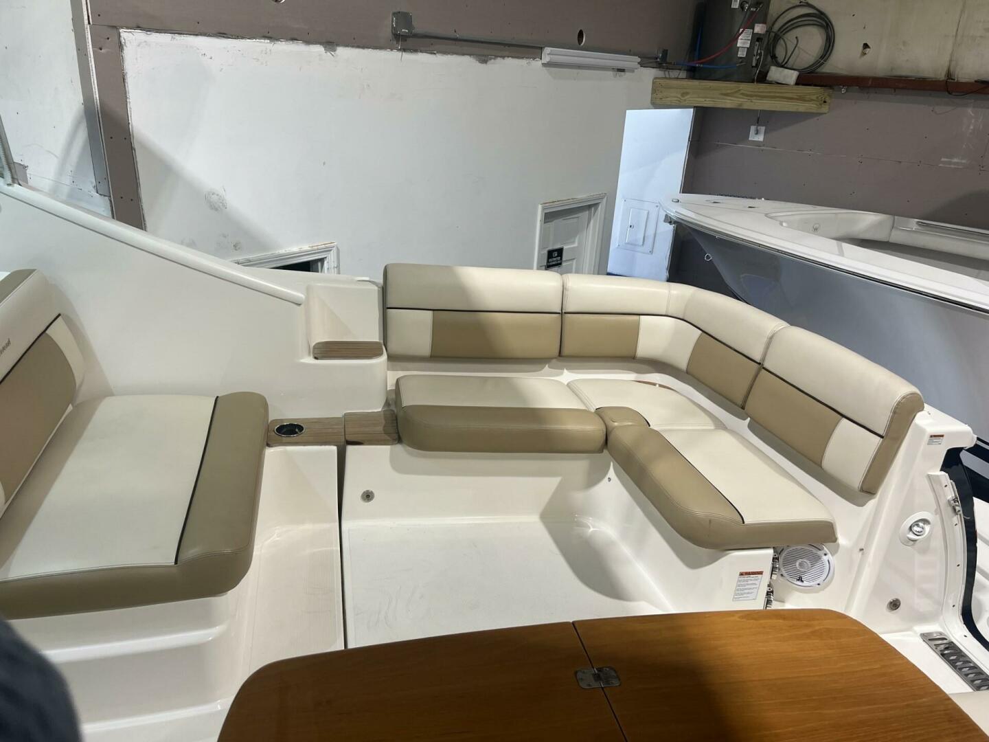 Jovial 31ft Tiara Yachts Yacht For Sale