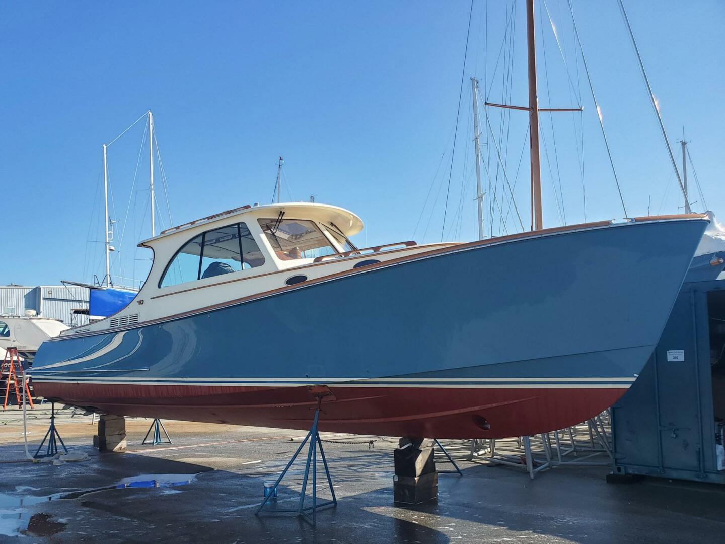 2018 Hinckley 37 picnic boat mk iii