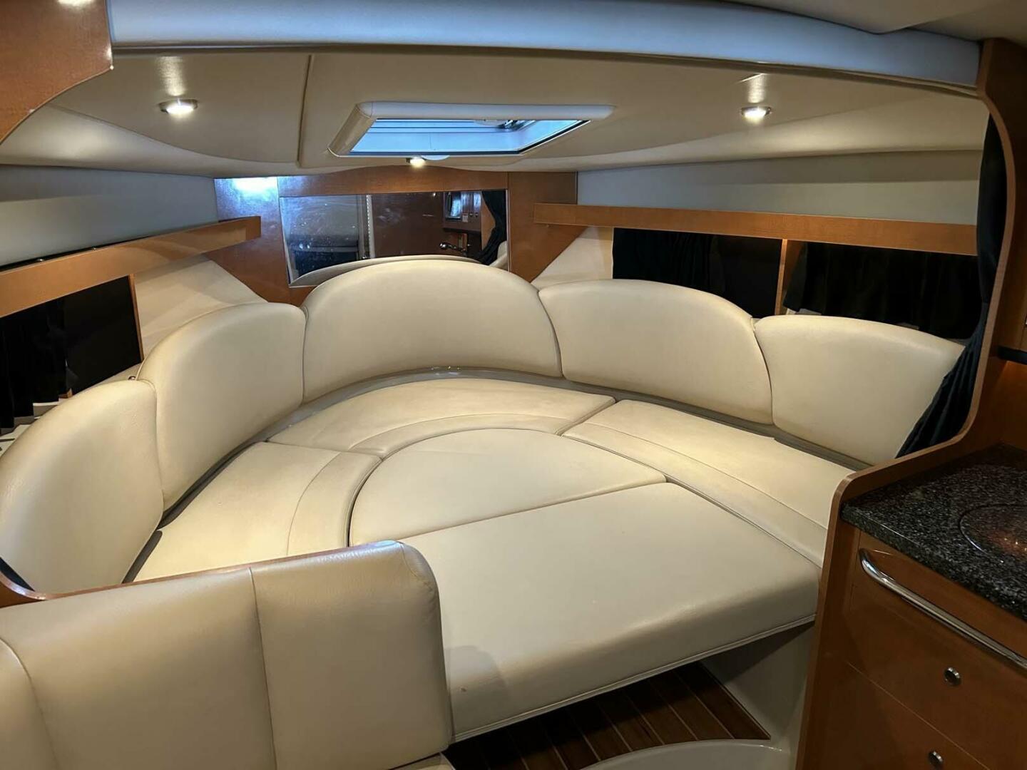 2008 Chaparral 290 signature