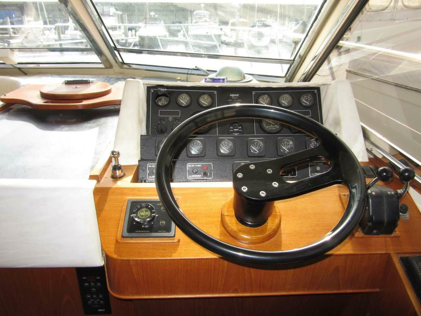 1991 Princess flybridge