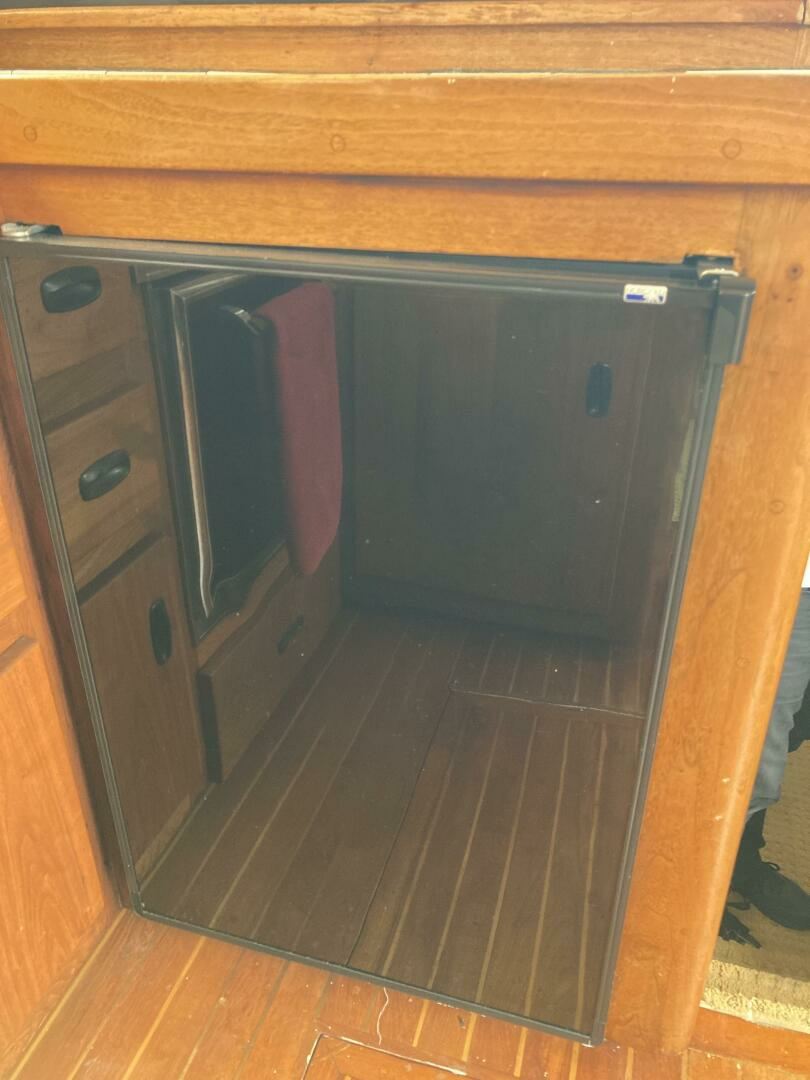 Monk Custom 38 Trawler Yacht For Sale