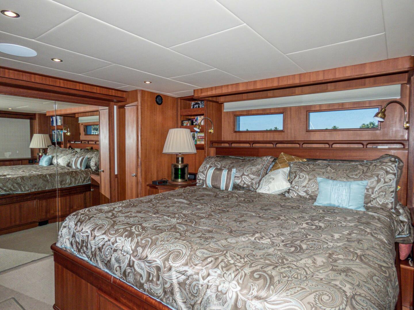 iiWii 80ft Northern Marine Yacht For Sale