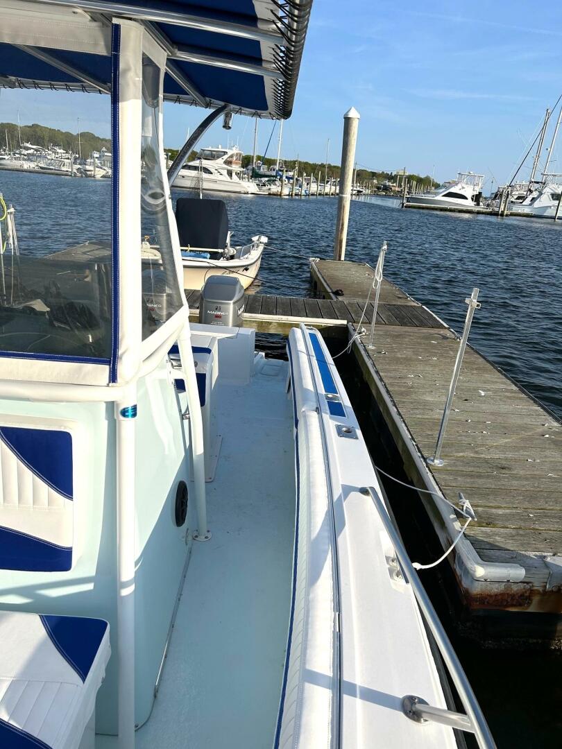 26ft Robalo Yacht For Sale