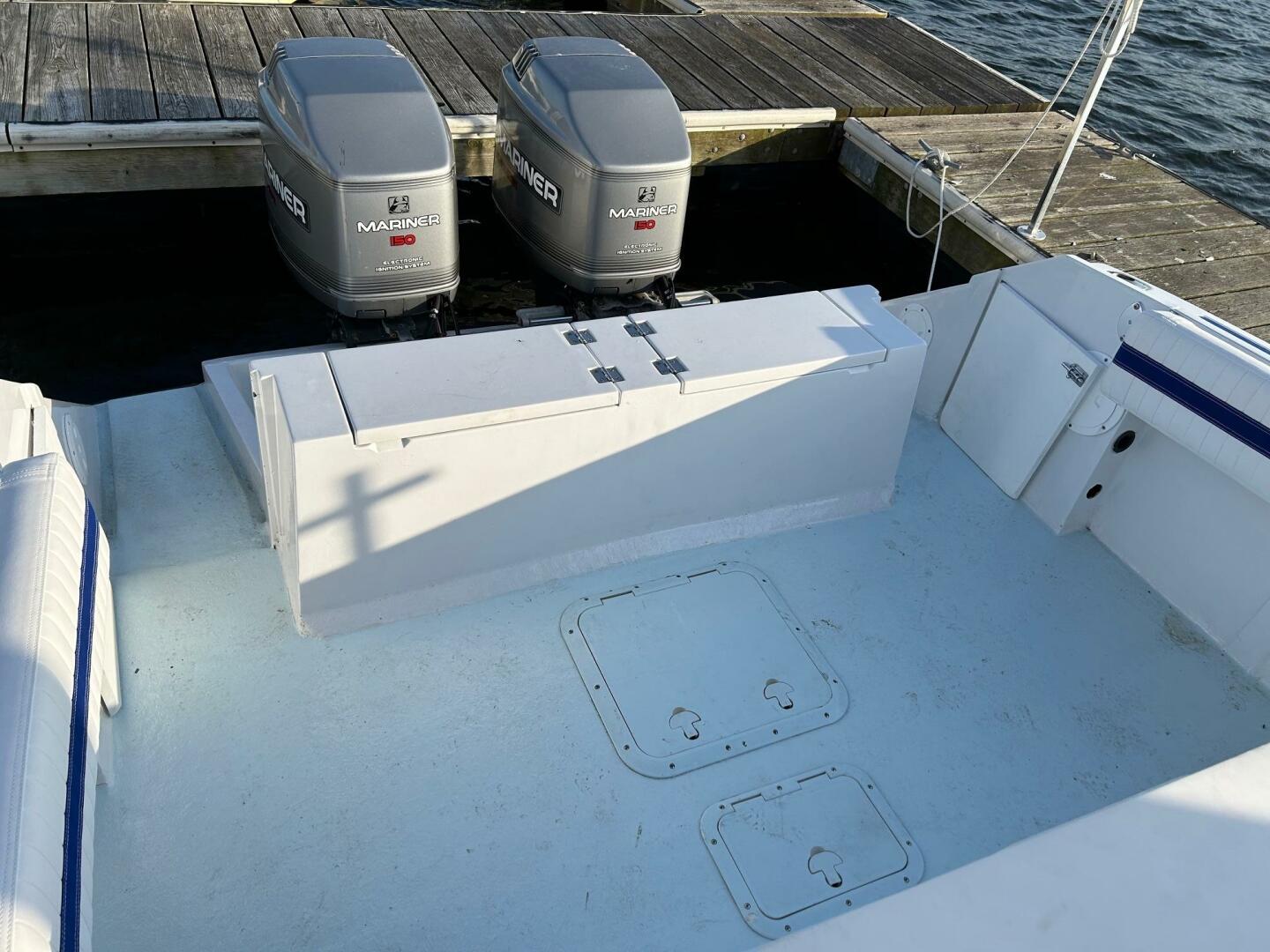 26ft Robalo Yacht For Sale