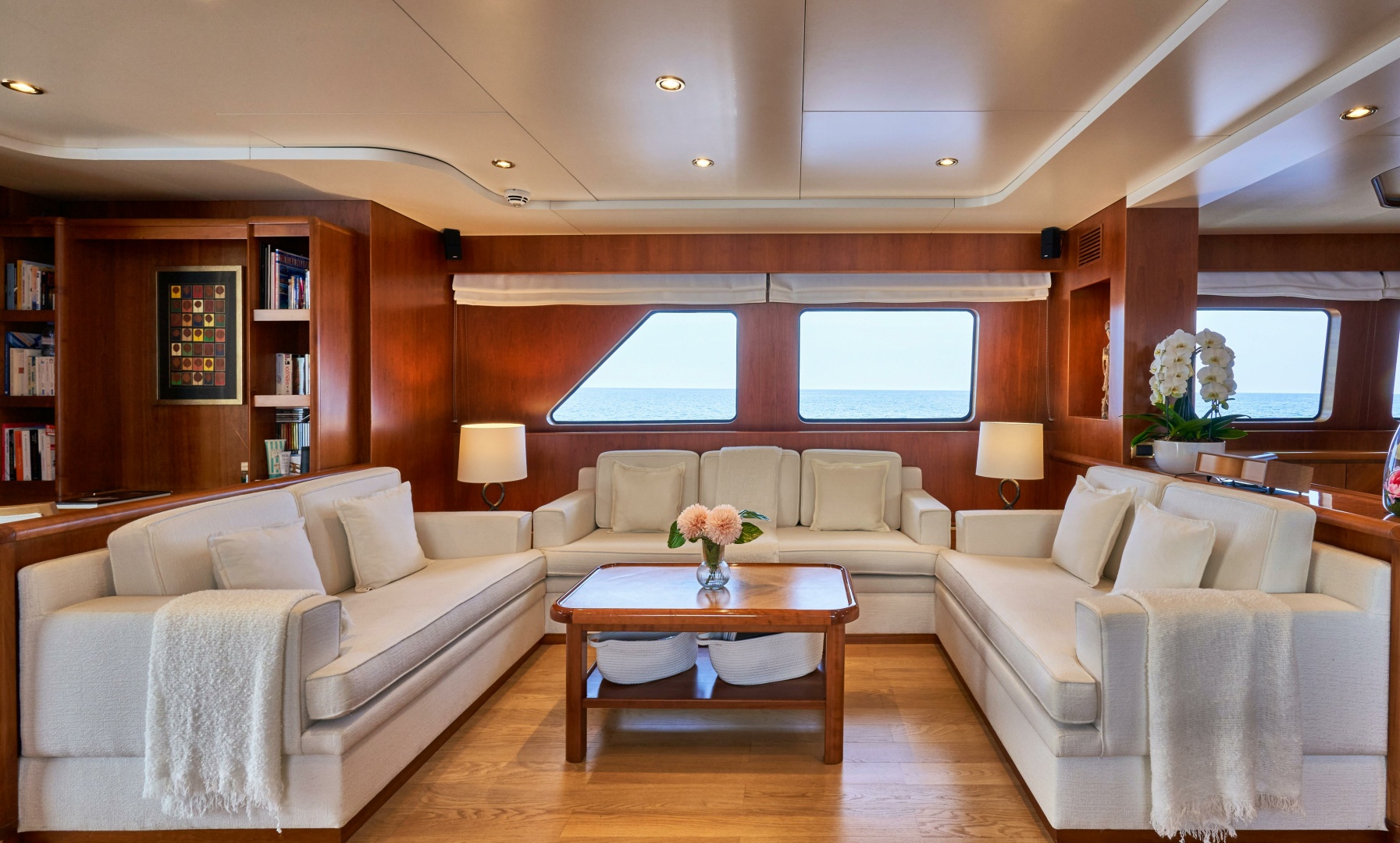 L INSTANT IV 108ft Costruzioni Navali Tigullio Castagnola Yacht For Sale